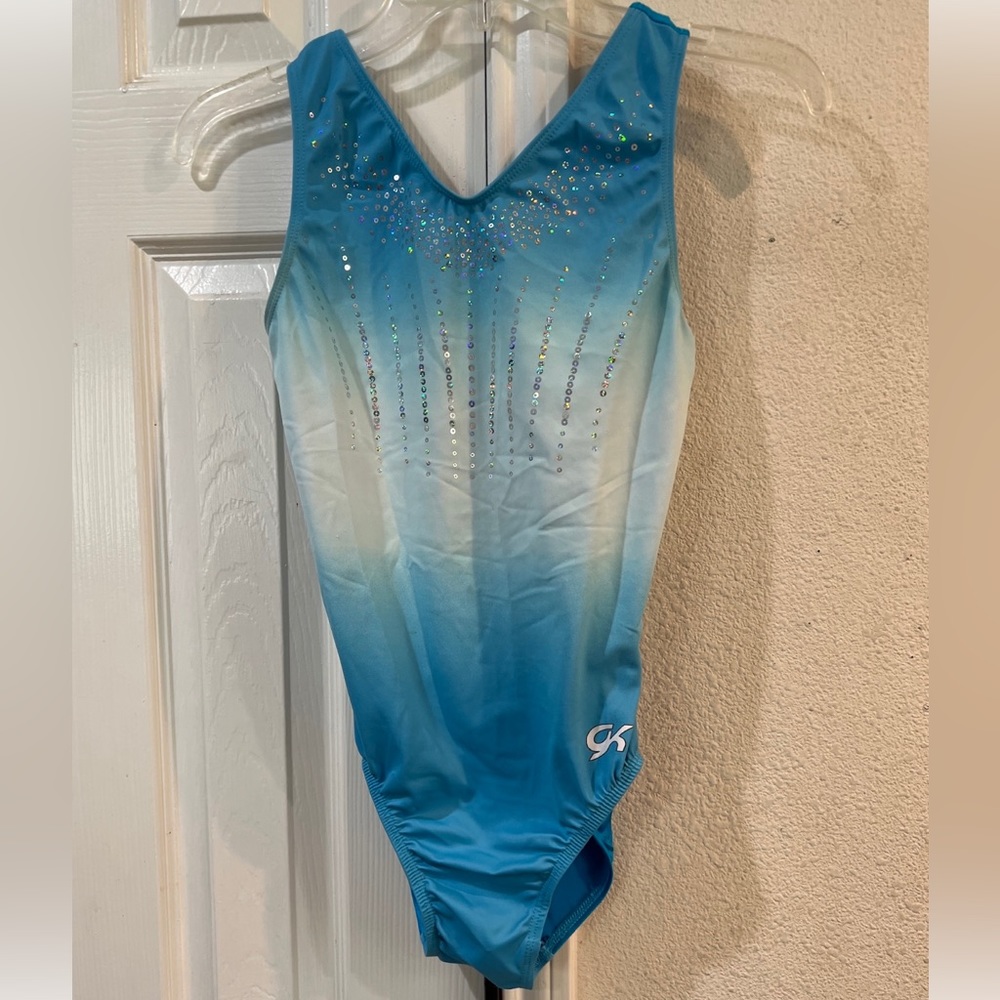 Womens GK Leo size adult medium two-tone light blue with white, and added bling